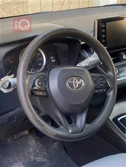 تۆیۆتا کۆرۆلا